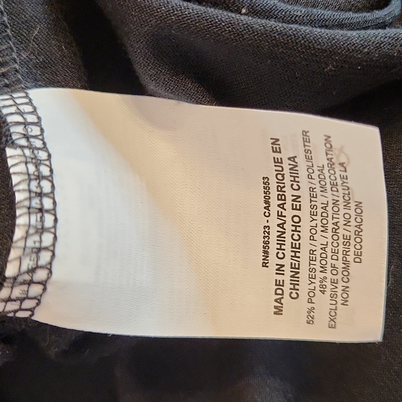 NWT NIKE Sportswear Essentials Women’s Logo T-Shirt, size S - Picture 5 of 8